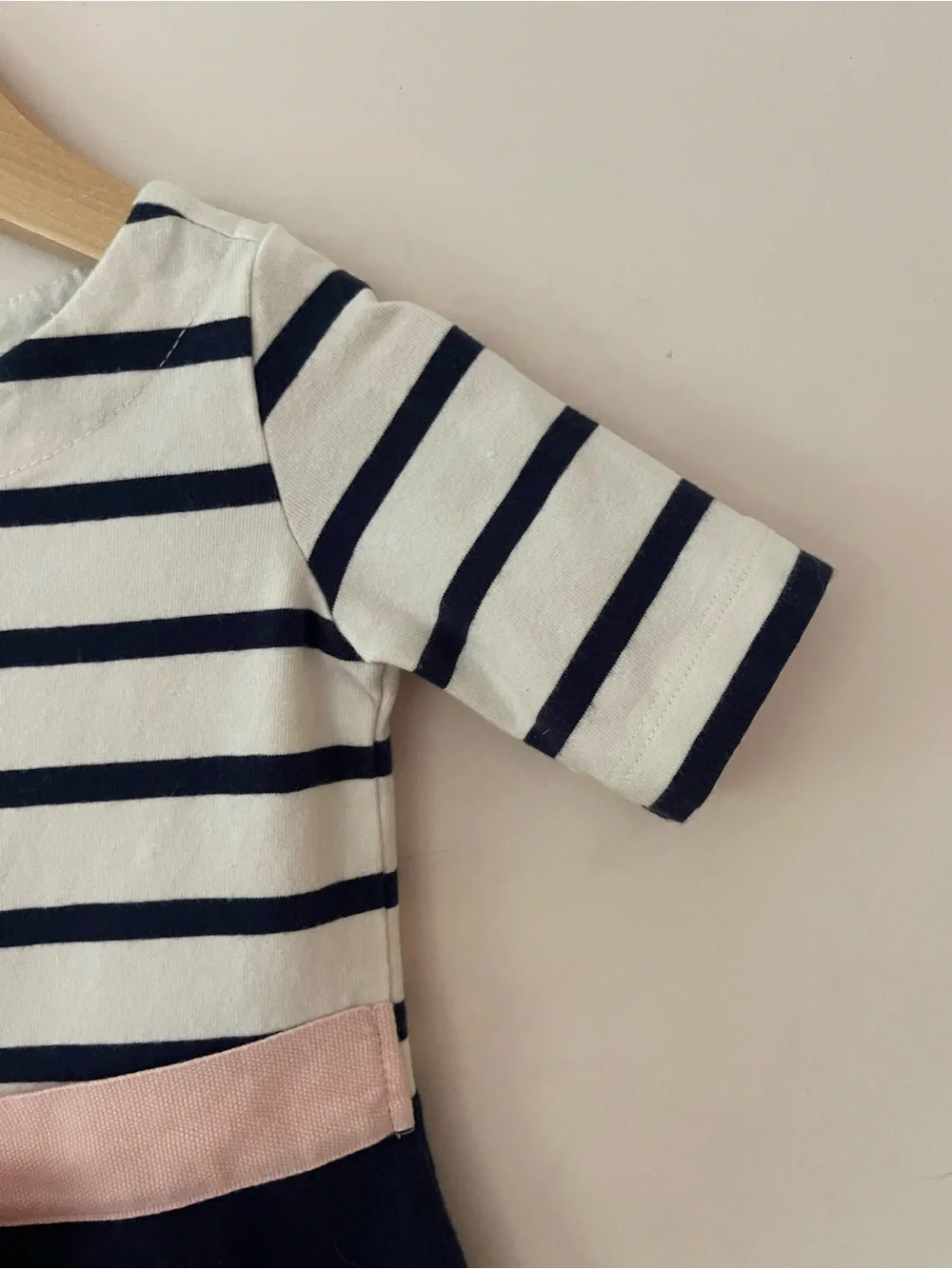 HOPE & HENRY EUC Navy Striped Twirl Dress w/ Blush Pink Bow Detail